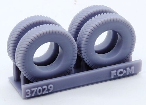 37029 Laffly V15T, weighted tires, 1/35 scale.