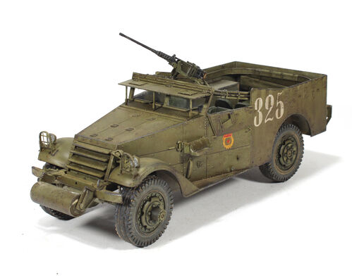 35552 M3 Scout car, Highway pattern tires, 1/35 scale