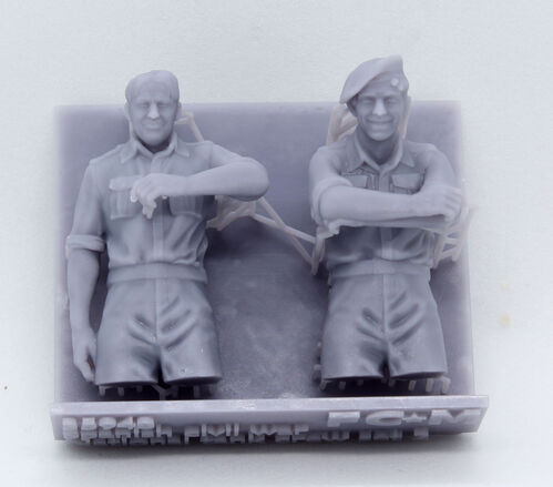 35948 Spanish civil war national tank crew, set 2, 1/35 scale.