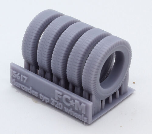 35617 Mercedes typ 320, weighted tires, 1/35 scale.