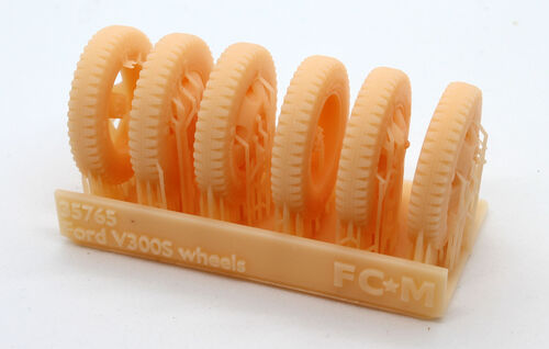 35765 Ford V3000S weighted wheels. 1/35 scale.