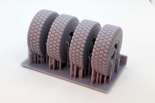 35937 VPK 7829 Bumerang, weighted wheels. 1/35 scale.