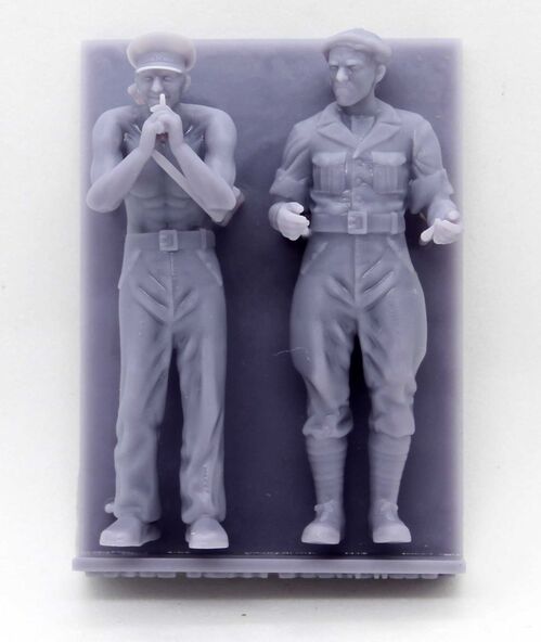 35967 SCW militian tank crew, set 1, 1/35 scale.