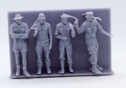 48465 French tank crew, Indochina 1950. 1/48 scale.