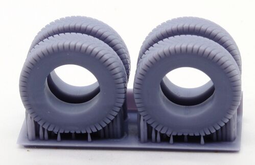 37029 Laffly V15T, weighted tires, 1/35 scale.