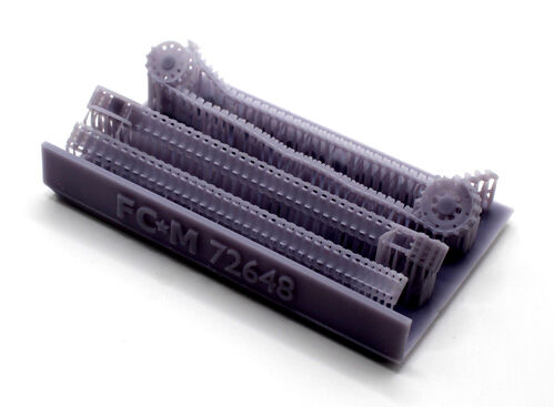 72648 Panzer 38(t) tracks, 1/72 scale.