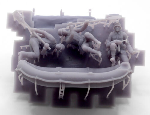 72671 German rubber boat & crew, 1/72 scale.