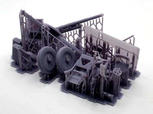 24485 Ordnance QF 2 pounder, 1/24 scale.