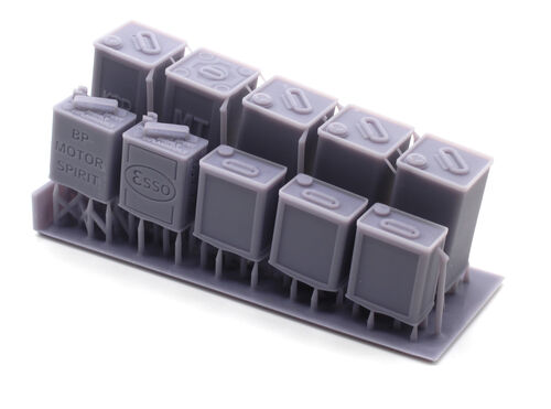 16693 "Flimsy" British fuel container WWII, 1/16 scale.