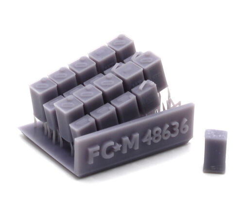 48636 British fuel containers "Flimsy" 1/48 scale.