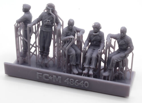 48640 Panzer IV crew, 1/48 scale.