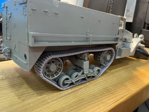 16708 M3 Halftrack tracks, 1/16 scale.