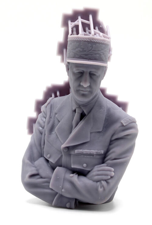 10445 Charles de Gaulle, bust 1/10 scale.