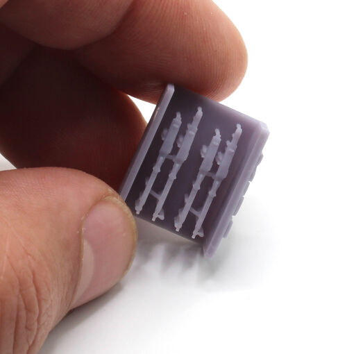 72698 MG-3 German machine gun, 1/72 scale.