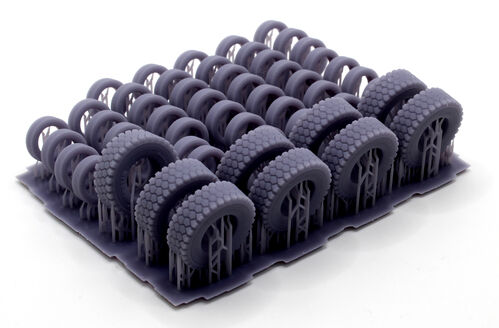 72700 Oshkosh M1070 & M1000 trailer weighted tires, 1/72 scale.