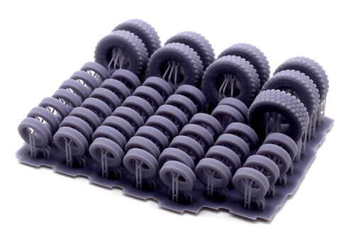 72700 Oshkosh M1070 & M1000 trailer weighted tires, 1/72 scale.