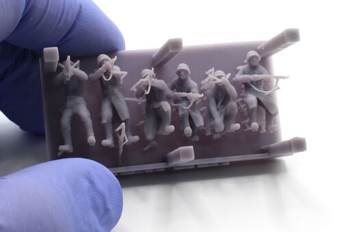 72706 Soviet soldiers WWII, 1/72 scale.